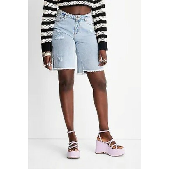 Future Collective Lightly Distressed Bermuda Denim Shorts Medium Wash 6 - Picture 1 of 6